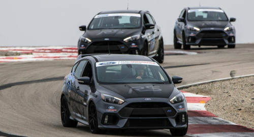 有一批超讚的福特Ford Focus RS二手車你考慮嗎？原廠性能駕訓班退役似乎很香？