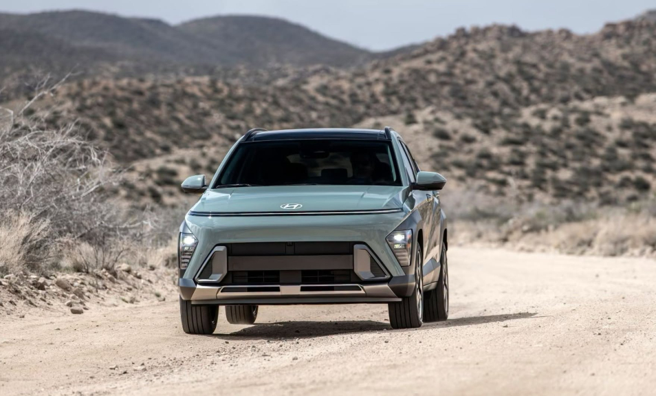 Hyundai KONA Hybrid重返台灣！99萬起、平均油耗25.3km/L
