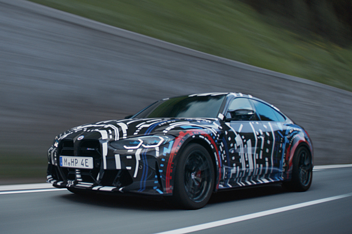 4馬達加速 性能更狂暴！純電動概念車 BMW M 投入道路實測