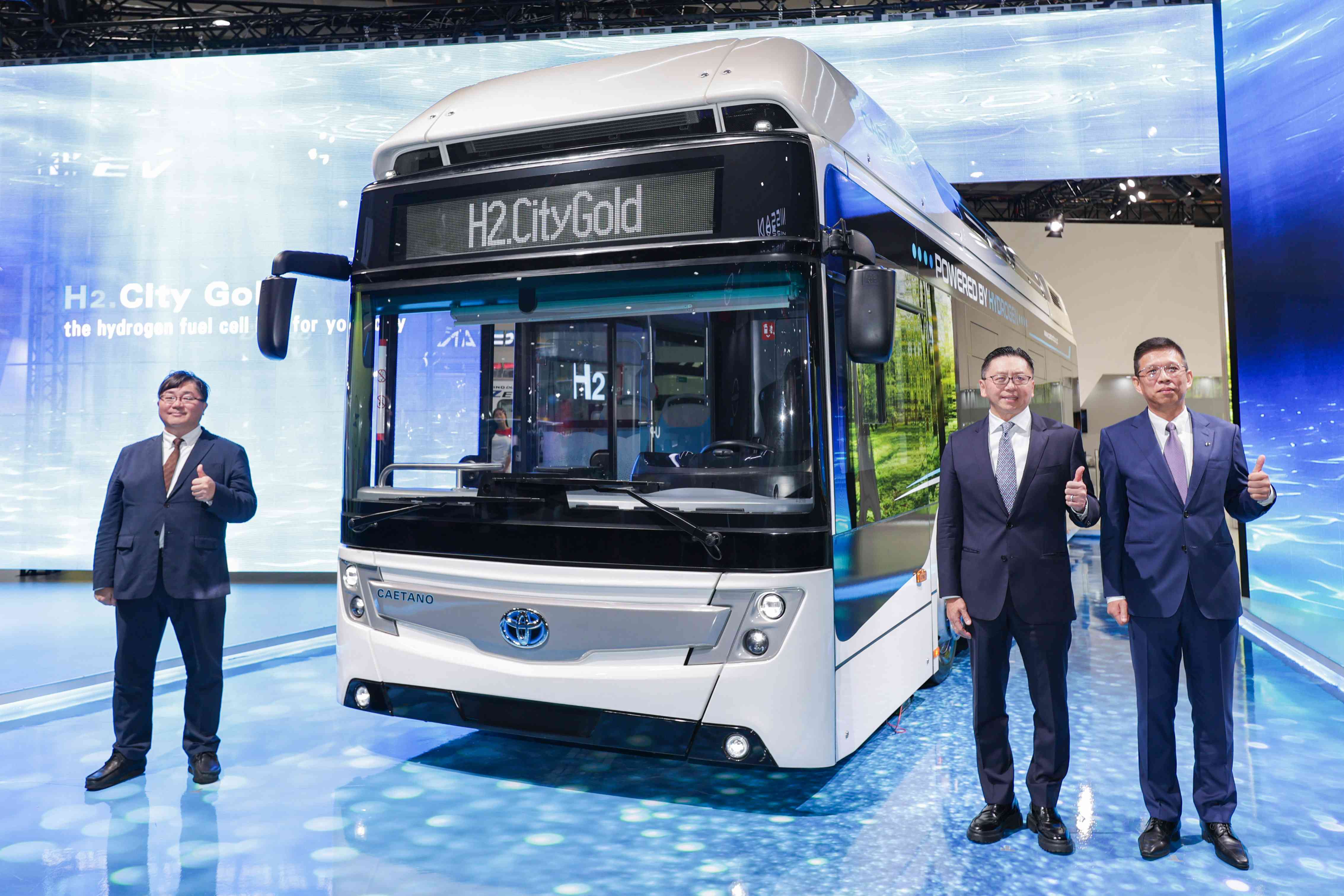 TOYOTA首款氫能巴士登台 ─ H2 City Gold於2024台北車展首度亮相